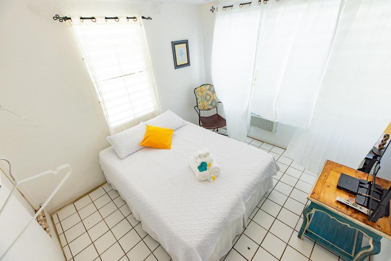 Vieques Tropical Guest House מראה חיצוני תמונה
